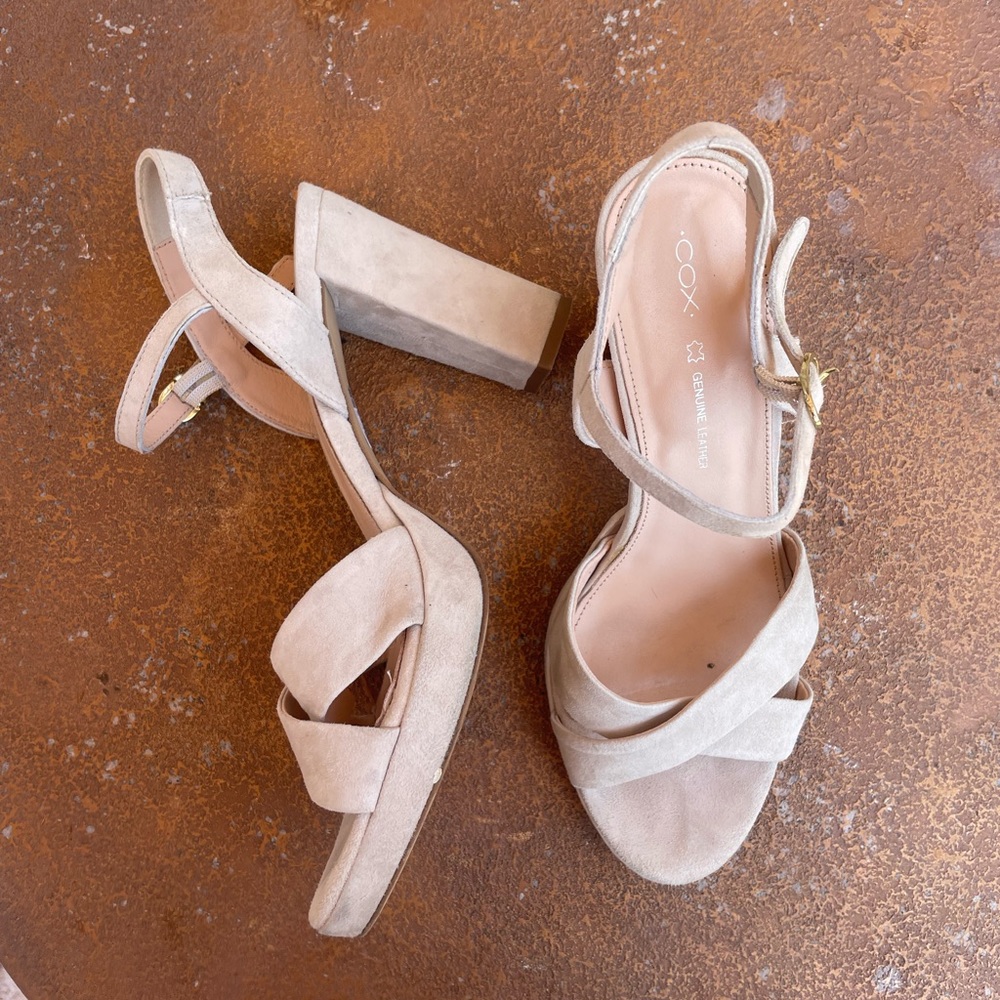 cox leather/ suede cream heels